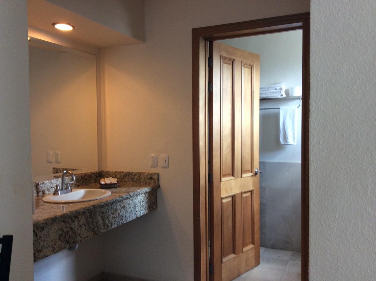 Hotel Fuerte Real Куидад Гузман Екстериор снимка