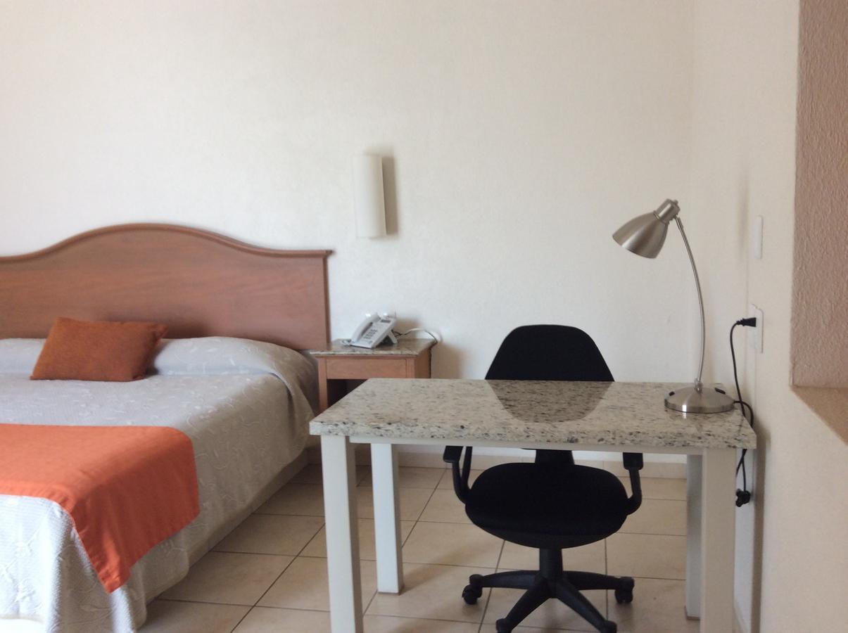 Hotel Fuerte Real Куидад Гузман Екстериор снимка